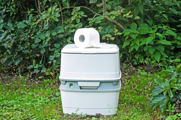 Best Portable restroom trailer rental  in Onalaska, WI